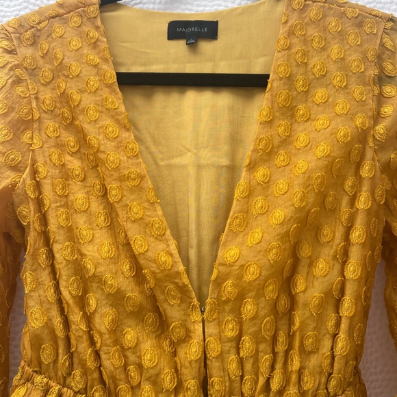 NEW MARJORELLE S BERKSHIRE DRESS GOLD LONG SLEEVE V NECK DRESS - Picture 2 of 3